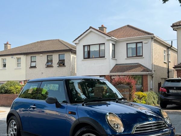 Mini One Hatchback, Petrol, 2006, Blue