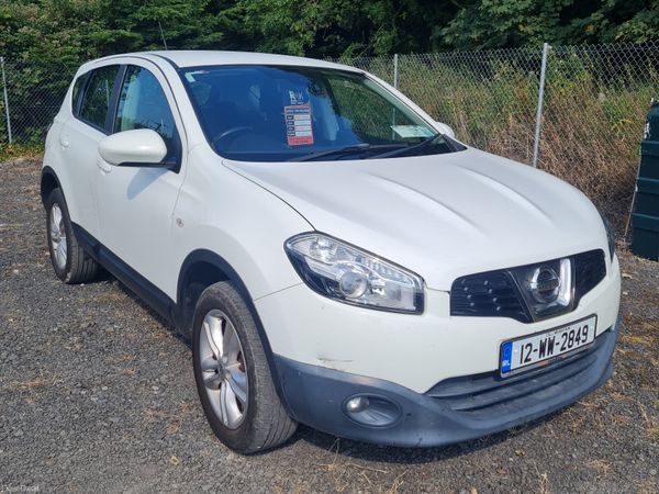 Nissan Qashqai Hatchback, Diesel, 2012, White