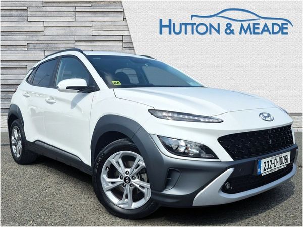 Hyundai KONA SUV, Petrol, 2023, White