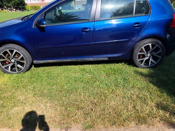 Volkswagen Golf Hatchback, Petrol, 2007, Blue