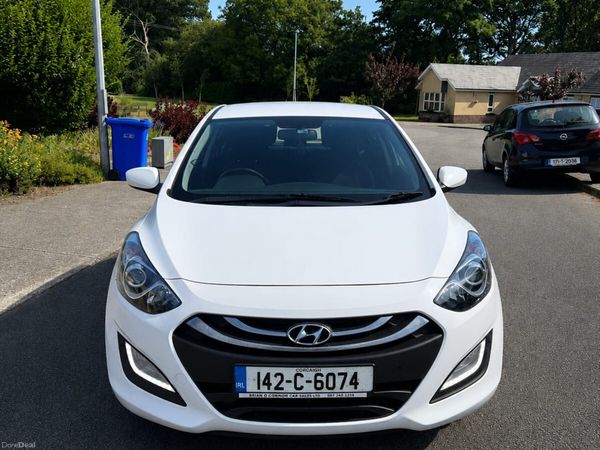 Hyundai i30 Hatchback, Diesel, 2014, White