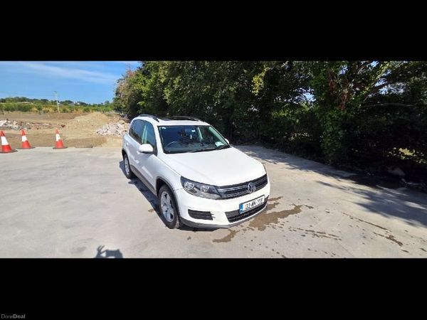 Volkswagen Tiguan SUV, Diesel, 2013, White