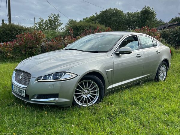 Jaguar XF Saloon, Diesel, 2012, Gold