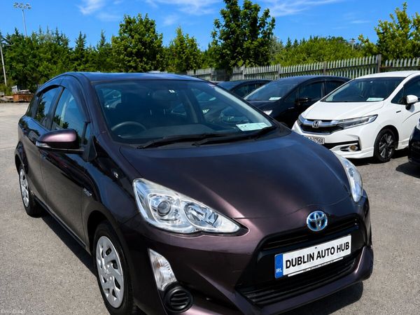 Toyota Aqua Hatchback, Petrol Hybrid, 2015, Brown