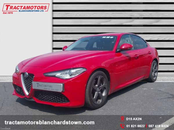 Alfa Romeo Giulia Saloon, Petrol, 2020, Red