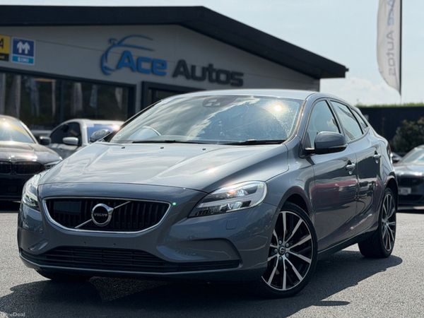 Volvo V40 Hatchback, Diesel, 2018, Grey