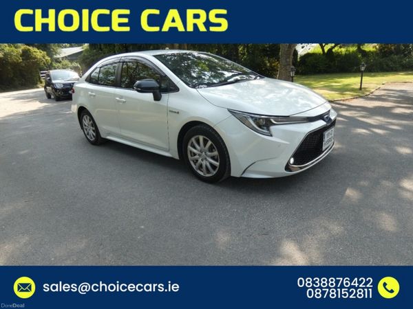 Toyota Corolla Saloon, Petrol Hybrid, 2019, White