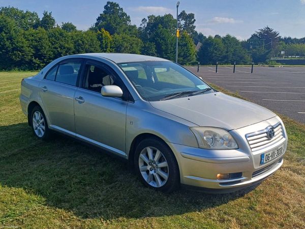 Toyota Avensis Saloon, Petrol, 2006, Silver