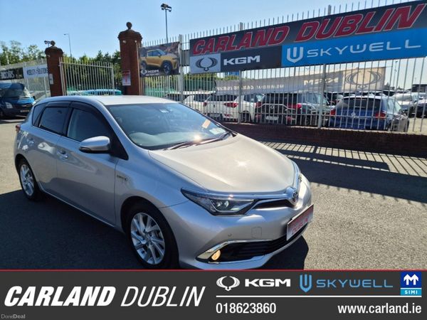 Toyota Auris Hatchback, Petrol Hybrid, 2017, Silver