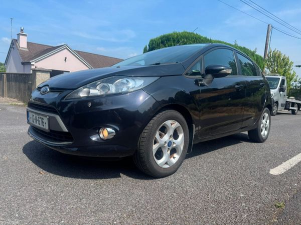 Ford Fiesta Hatchback, Petrol, 2012, Black