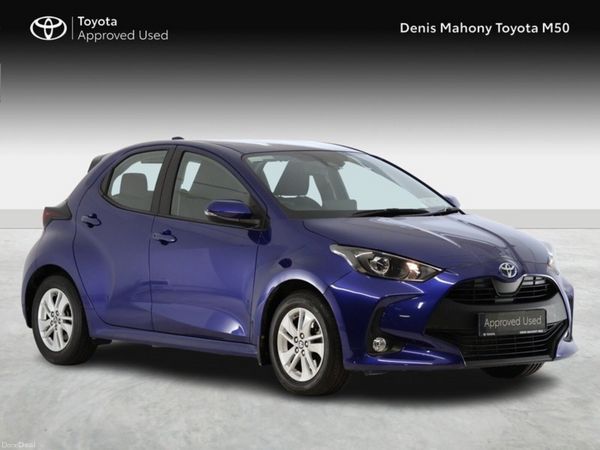 Toyota Yaris Hatchback, Petrol Hybrid, 2023, Blue