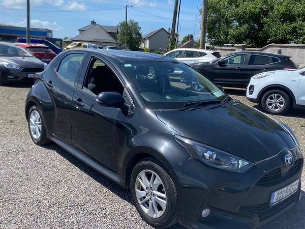 Toyota Yaris Hatchback, Petrol, 2022, Black