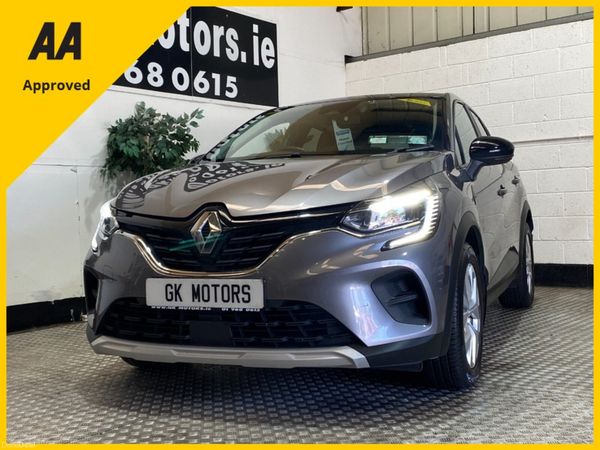 Renault Captur Hatchback, Petrol, 2021, Grey