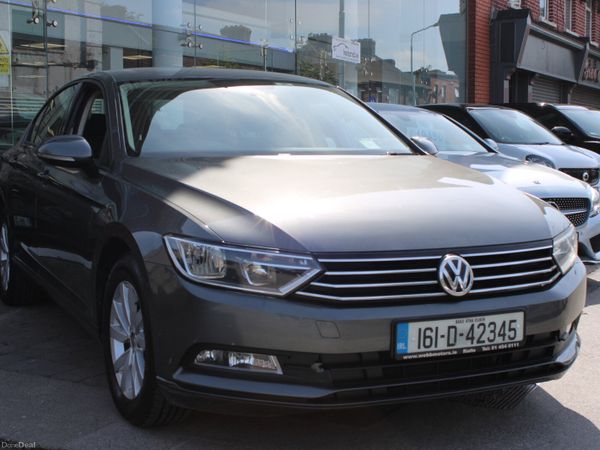 Volkswagen Passat Saloon, Diesel, 2016, Grey