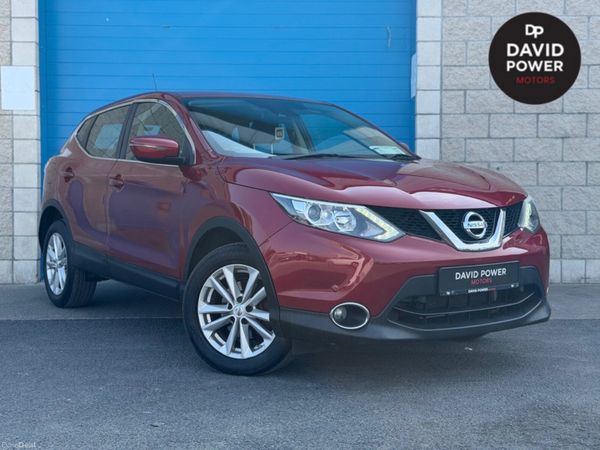 Nissan Qashqai Hatchback, Petrol, 2016, Red