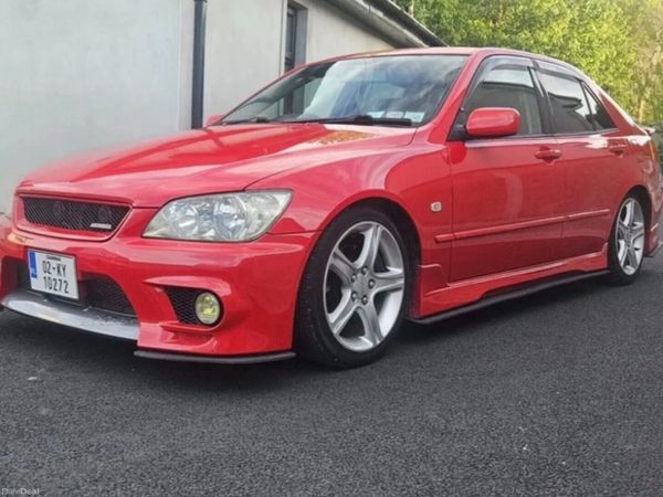 Toyota Altezza Saloon, Petrol, 2002, Red
