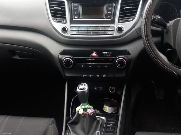 Hyundai Tucson SUV, Diesel, 2015, Grey