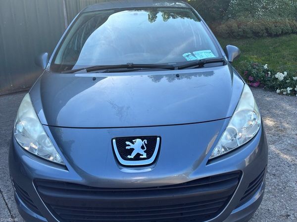 Peugeot 207 Hatchback, Diesel, 2010, Grey