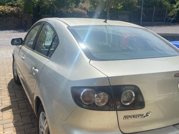 Mazda Mazda3 Saloon, Petrol, 2007, Grey