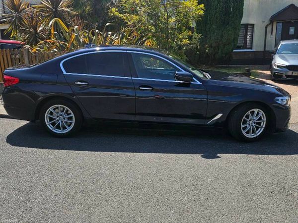 BMW 5-Series Saloon, Diesel, 2017, Blue