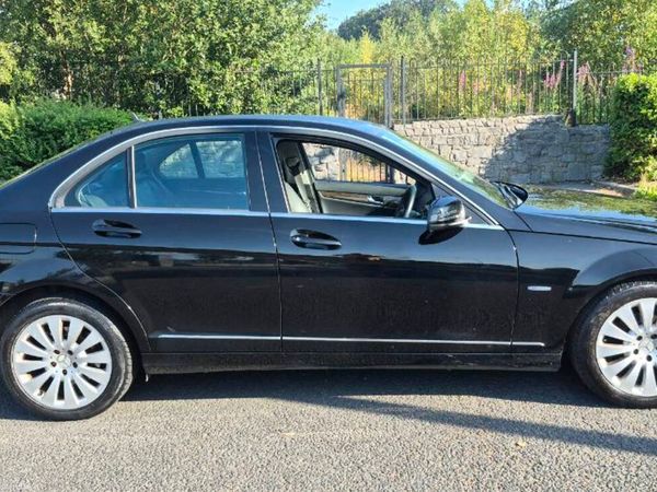 Mercedes-Benz C-Class Saloon, Diesel, 2010, Black