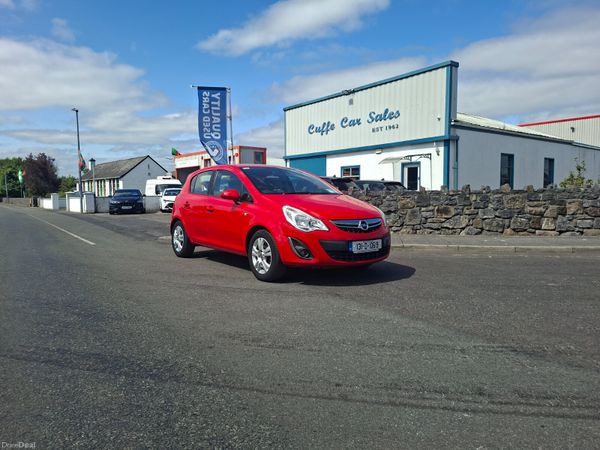 Opel Corsa Hatchback, Petrol, 2013, Red