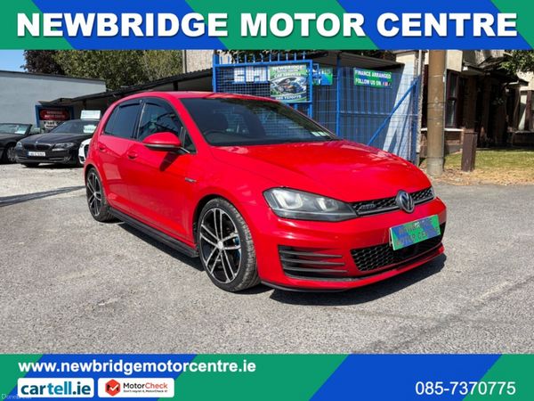 Volkswagen Golf Hatchback, Diesel, 2014, Red