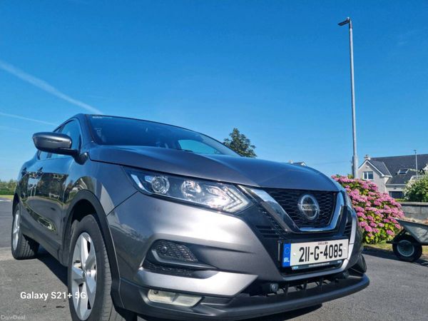Nissan Qashqai Hatchback, Petrol, 2021, Grey