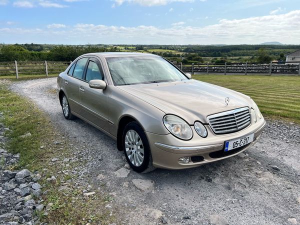 Mercedes-Benz E-Class Saloon, Petrol, 2005, Beige