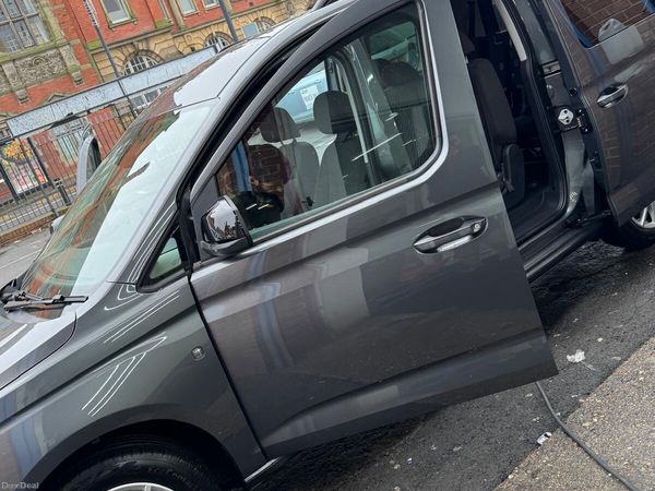 Volkswagen Caddy MPV, Diesel, 2023, Grey
