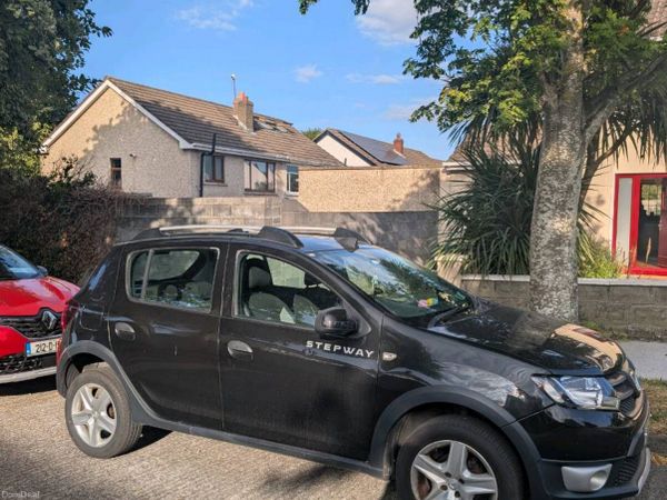 Dacia Sandero Stepway Hatchback, Diesel, 2015, Black