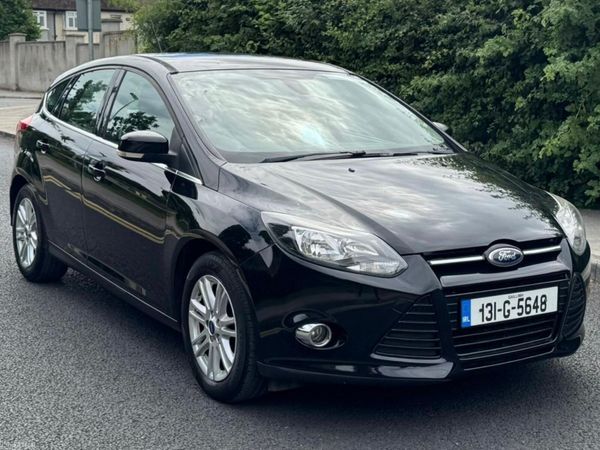 Ford Focus Hatchback, Petrol, 2013, Black