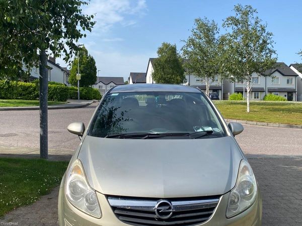 Opel Corsa Hatchback, Petrol, 2009, Silver