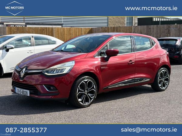 Renault Clio Hatchback, Petrol, 2017, Red