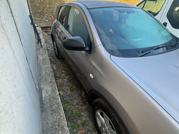 Nissan Qashqai Hatchback, Diesel, 2008, Beige