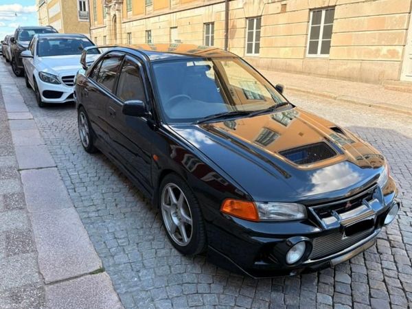 Mitsubishi Lancer Saloon, Petrol, 2004, Silver