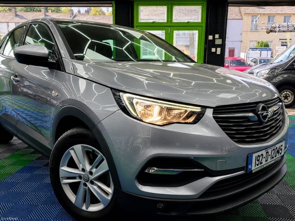 Opel Grandland X SUV, Diesel, 2019, Grey