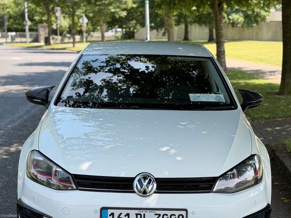 Volkswagen Golf Estate, Diesel, 2016, White