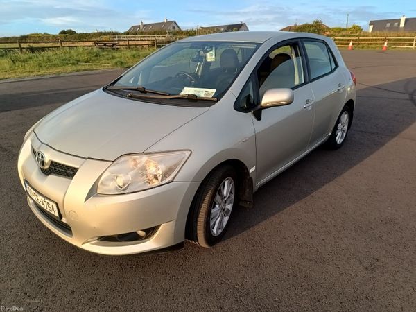 Toyota Auris Hatchback, Petrol, 2007, Silver