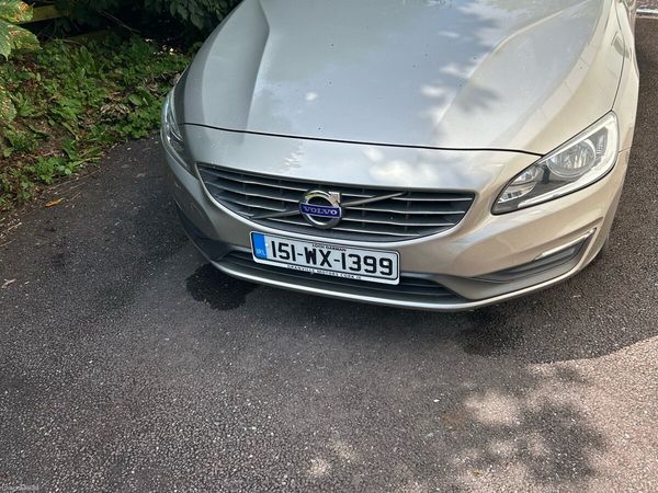 Volvo S60 Saloon, Diesel, 2015, Green