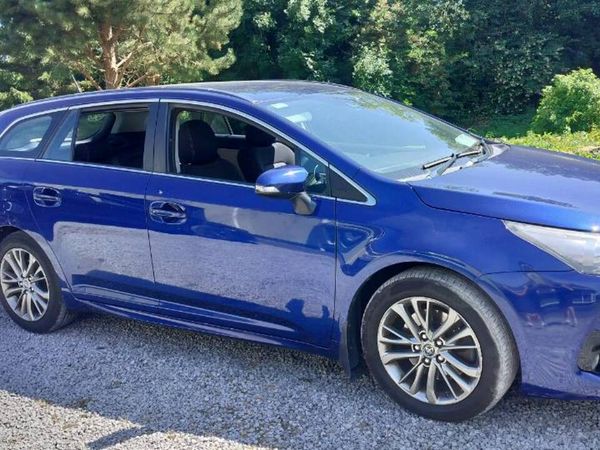 Toyota Avensis Estate, Diesel, 2016, Blue