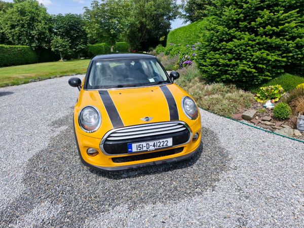 Mini Cooper Hatchback, Petrol, 2015, Orange