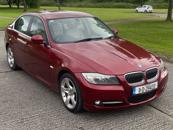BMW 3-Series Saloon, Diesel, 2011, Red