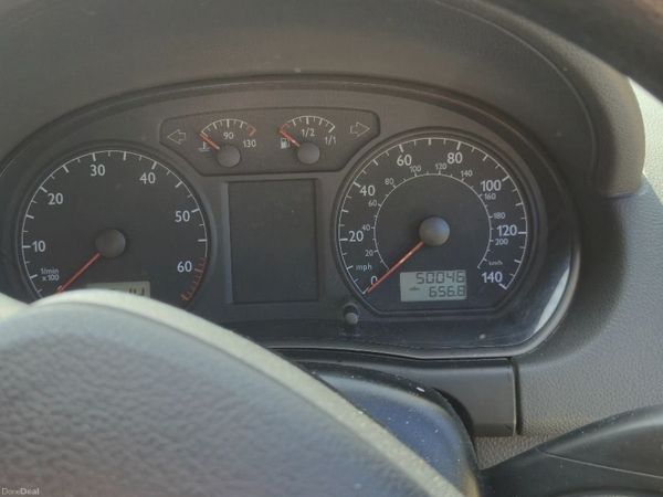 Volkswagen Polo Hatchback, Petrol, 2004, Blue