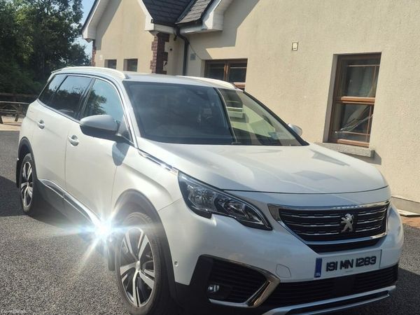 Peugeot 5008 MPV, Diesel, 2019, White