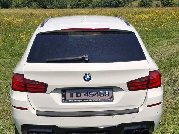 BMW 5-Series Estate, Diesel, 2011, White