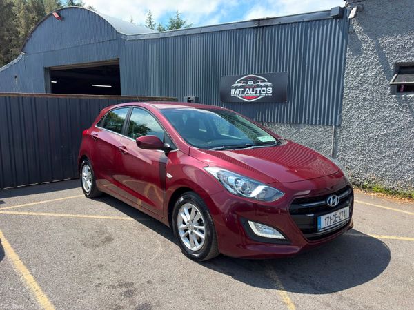 Hyundai i30 Hatchback, Diesel, 2017, Red