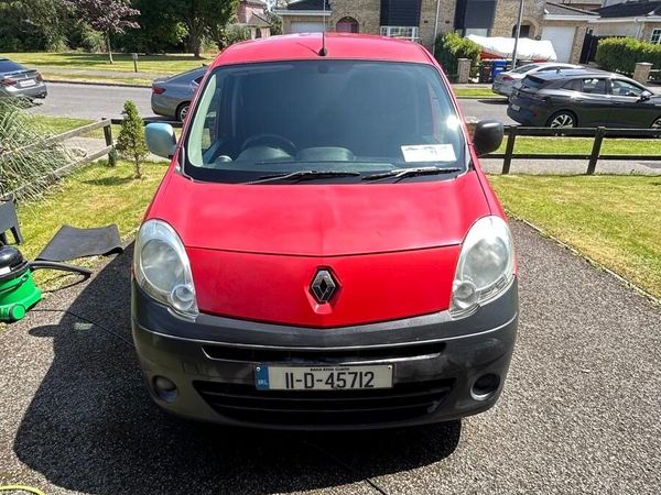 Renault Kangoo MPV, Diesel, 2011, Red