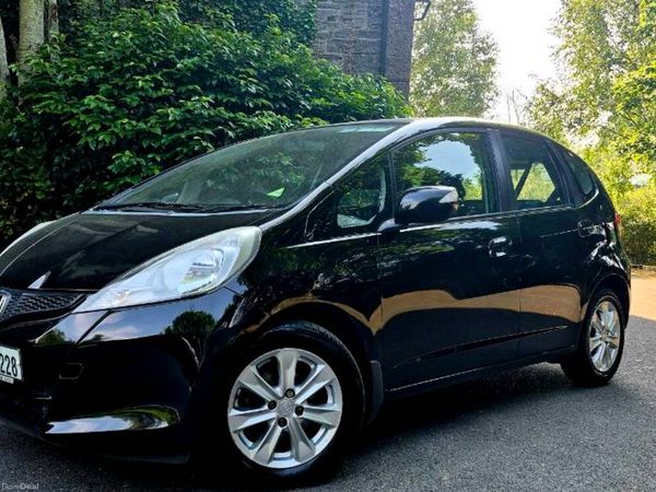 Honda Jazz Hatchback, Petrol, 2013, Black