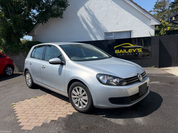 Volkswagen Golf Hatchback, Petrol, 2013, Silver